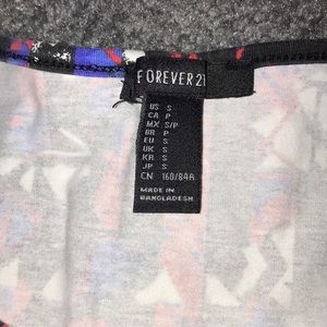 Forever 21 Short Sleeve Crop Top